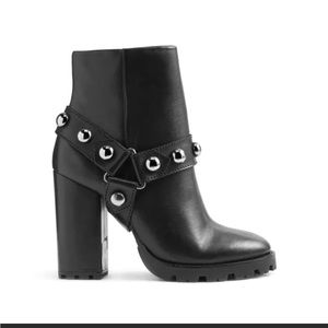 Schutz Black bottles, removable strap with circle studs. Tall block heel sz 7